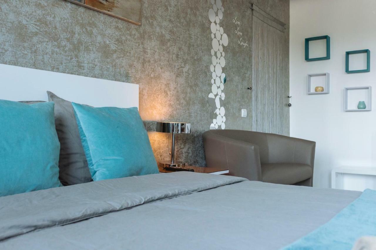 Tres Chic Double Sized Apartment Bucureşti Eksteriør bilde